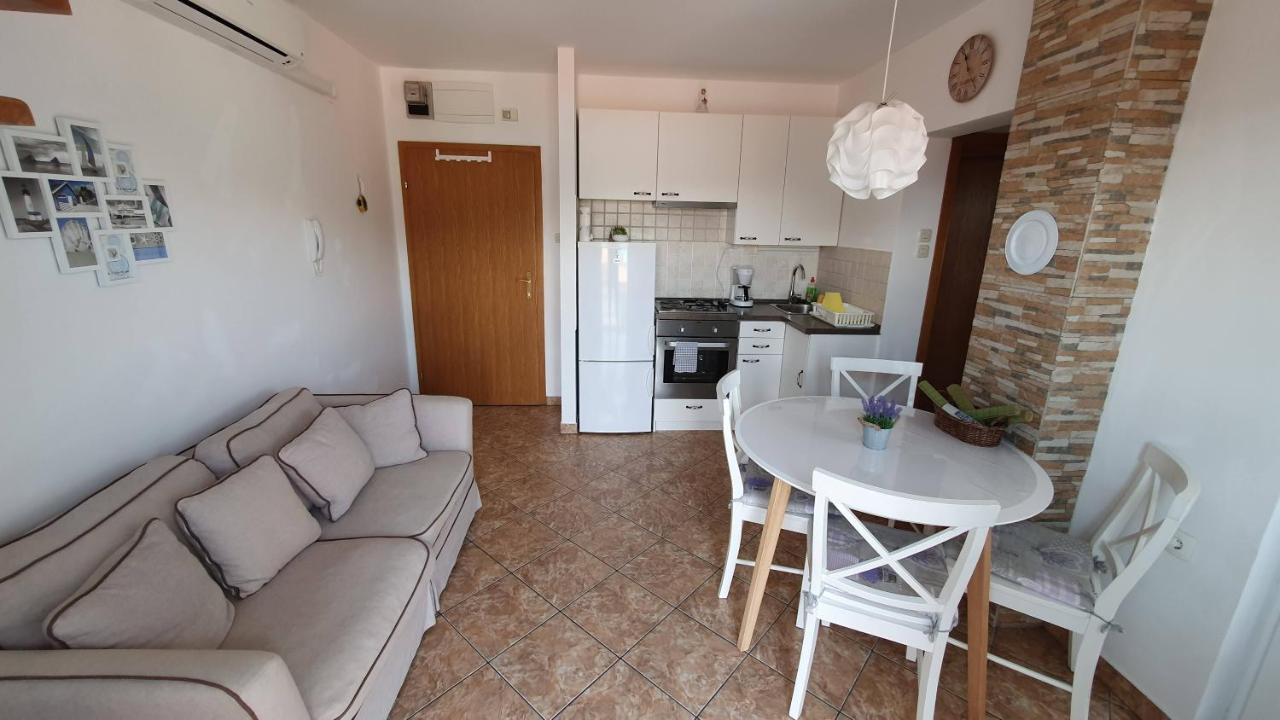 Apartment Helmut With Sea View Baška Exterior foto
